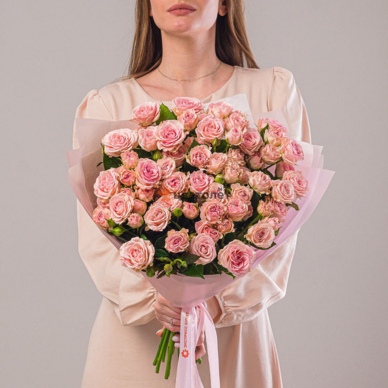 15 кустовых роз